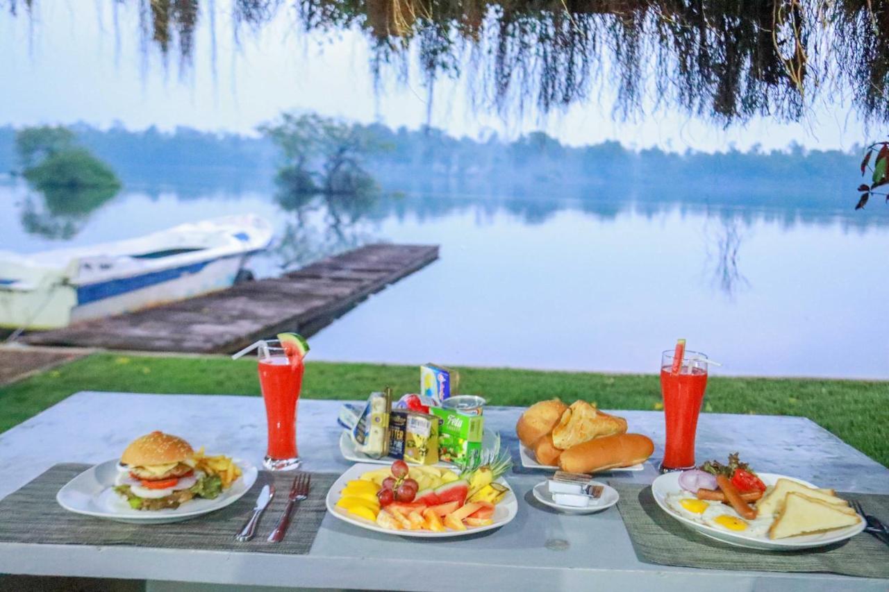 Bentota River Villa Экстерьер фото